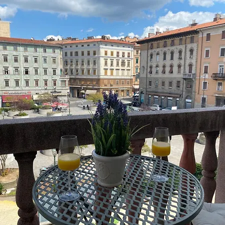 Dream Balcony At Piazza Del Perugino Apartment Trieste
