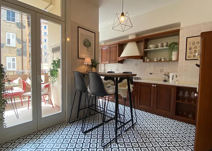 Dream Balcony At Piazza Del Perugino Apartment *